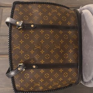 Louis Vuitton (vintage boho bags)